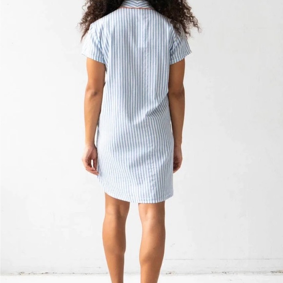 Salua Lingerie Shawl Collar Striped Boyfriend Shirt - Picture 2 of 7